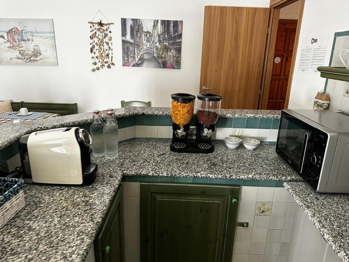 קרבוניה Beppo'S B&B מראה חיצוני תמונה